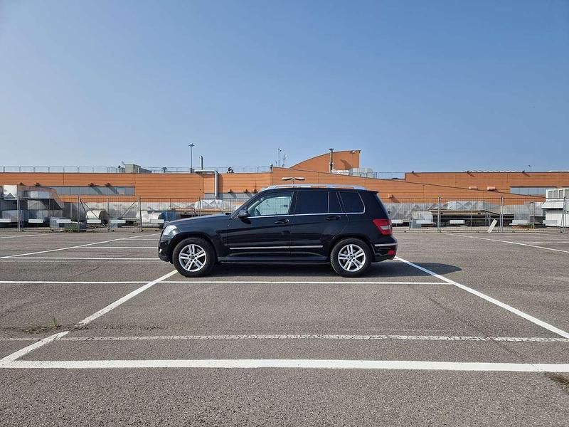 Gebraucht Mercedes 320 224 PS (164 kW) 2010 Schwarz Kombi