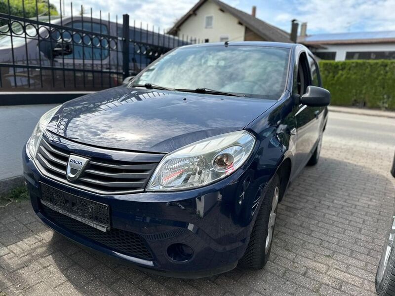 Blau Gebraucht 2010 Dacia Sandero Ambiance Kleinwagen | 1.290 € (Superpreis) - Bild 1/4