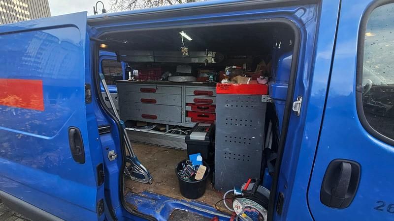 Gebraucht Renault Trafic 101 PS (74 kW) 2003 Blau Van / Kleinbus