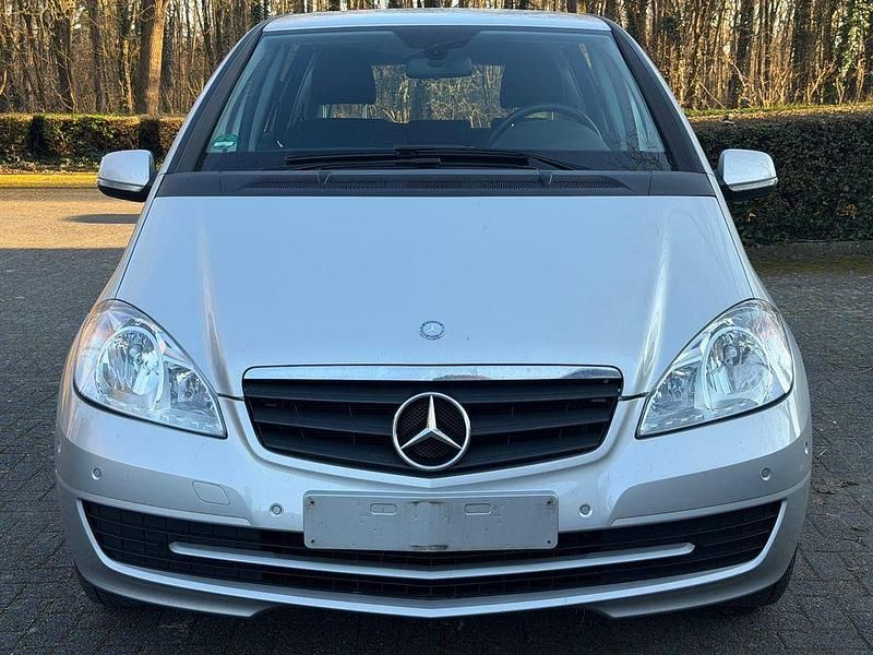 Usata Mercedes A170 116 CV (85 kW) 2009 Argento Berlina