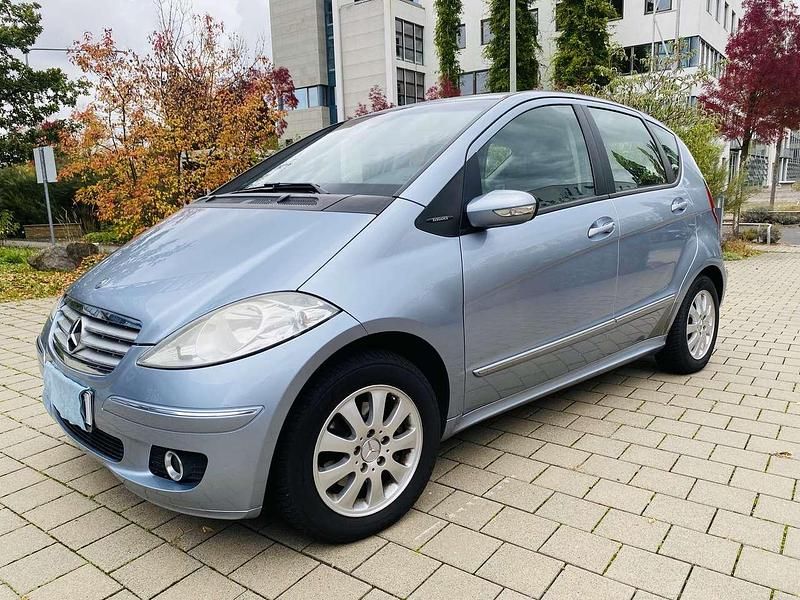 Blau Gebraucht 2007 Mercedes B170 Van / Kleinbus | 5.800 € (Guter Preis) - Bild 1/4