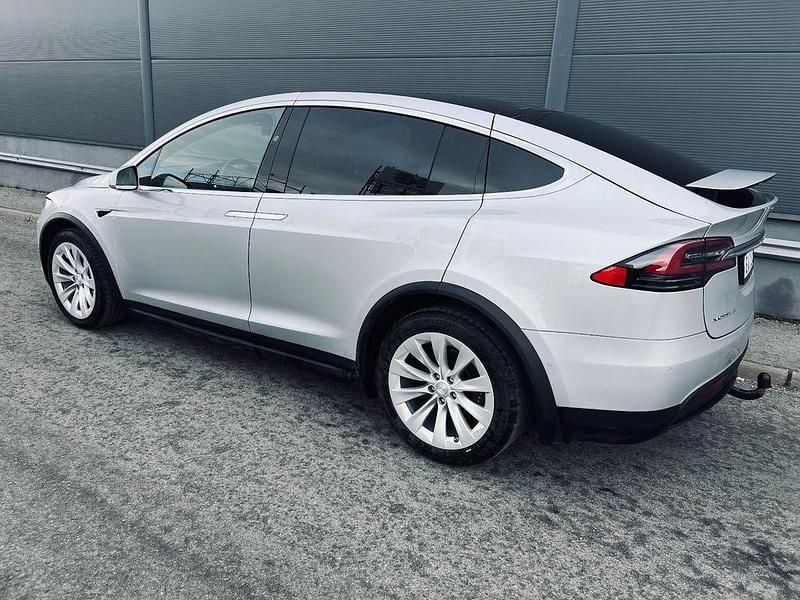Gebraucht Tesla Model X 397 kW (541 PS) 2018 Silber SUV