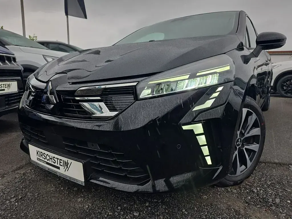 Gebraucht Mitsubishi Colt Plus 67 PS (49 kW) 2025 Schwarz Kleinwagen