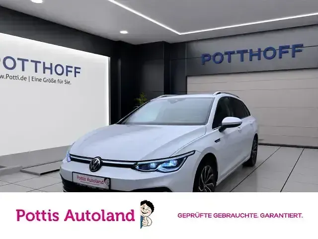 Gebraucht VW Golf VII Style 150 PS (110 kW) 2021 Kleinwagen