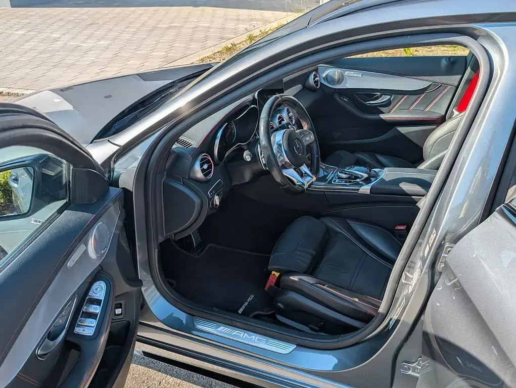 Gebraucht Mercedes C43 AMG AMG 390 PS (286 kW) 2019 Grau Limousine