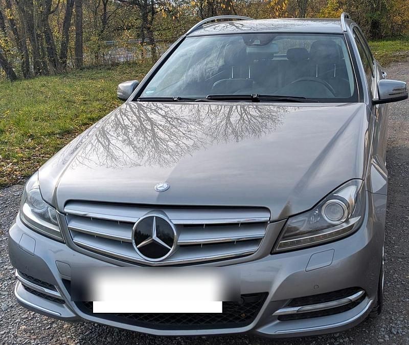 Silber Gebraucht 2011 Mercedes C350 Avantgarde Kombi | 8.999 € (Fairer Preis) - Bild 1/4