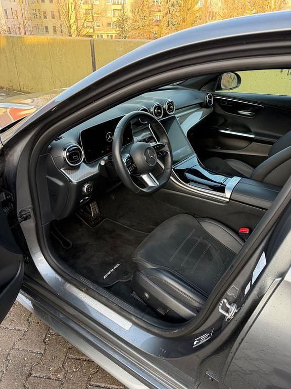 Gebraucht Mercedes C300 258 PS (189 kW) 2023 Grau Limousine