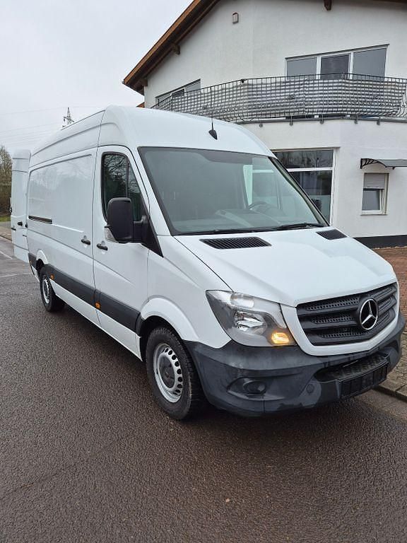Gebraucht Mercedes Sprinter 163 PS (119 kW) 2018 Weiß Van