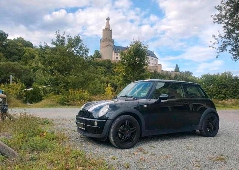 Gebraucht Mini ONE 90 PS (66 kW) 2002 Schwarz Kleinwagen