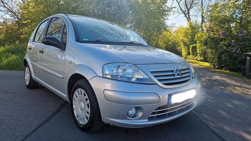 Gebraucht Citroën C3 60 PS (44 kW) 2005 Silber Kleinwagen