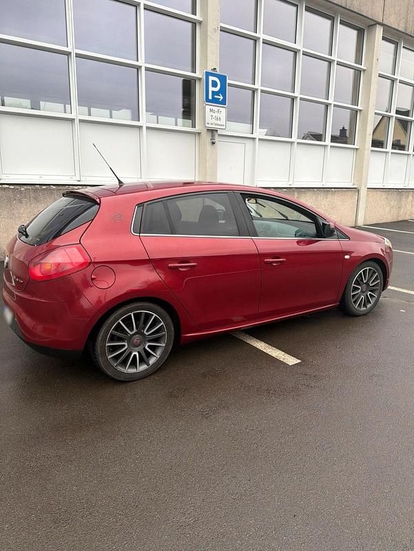 Gebraucht Fiat Bravo 120 PS (88 kW) 2008 Rot Kleinwagen