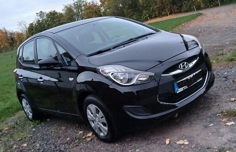 Schwarz Gebraucht 2012 Hyundai ix20 Classic Van / Kleinbus | 5.200 € (Guter Preis) - Bild 1/4