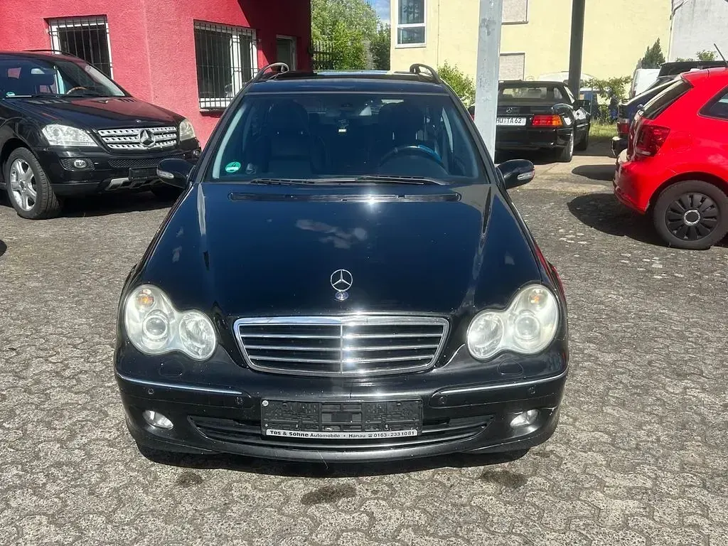Gebraucht Mercedes C220 150 PS (110 kW) 2004 Schwarz Kombi