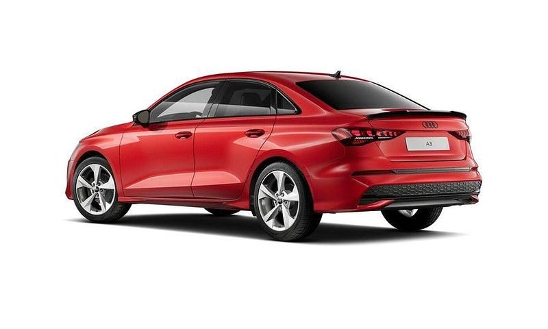 Gebraucht Audi A3 Advanced Plus 116 PS (85 kW) 2025 Progressivrot metallic Limousine