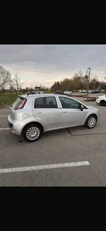 Usata Fiat Punto Active 78 CV (57 kW) 2010 Grigio Utilitaria