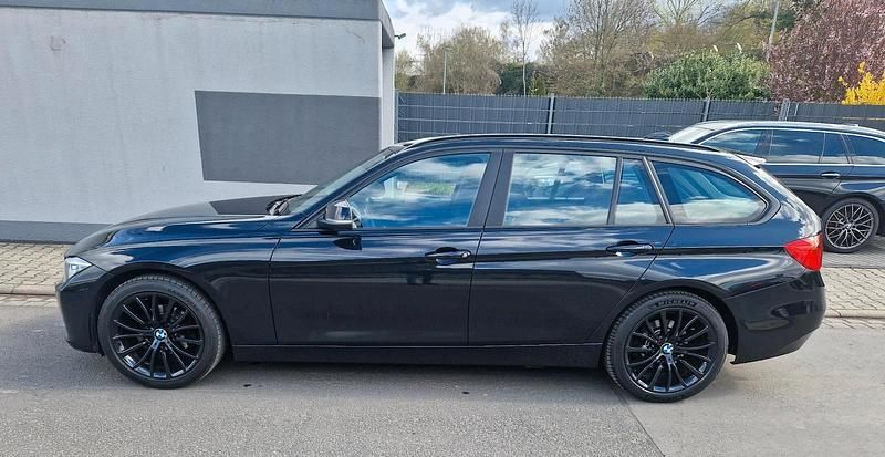 Gebraucht BMW 318 143 PS (105 kW) 2015 Schwarz Kombi