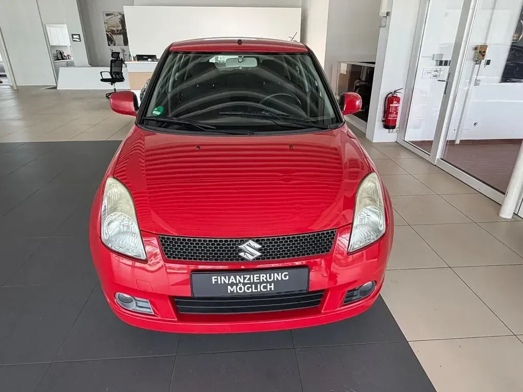 Gebraucht Suzuki Swift Comfort 102 PS (75 kW) 2008 Rot Kleinwagen