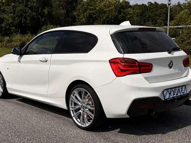 Gebraucht BMW M135 Shadowline 240 PS (176 kW) 2015 Weiss Kleinwagen