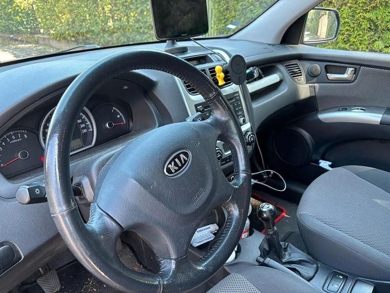Grau Gebraucht 2010 Kia Sportage EX SUV | 5.800 € (Fairer Preis) - Bild 1/4
