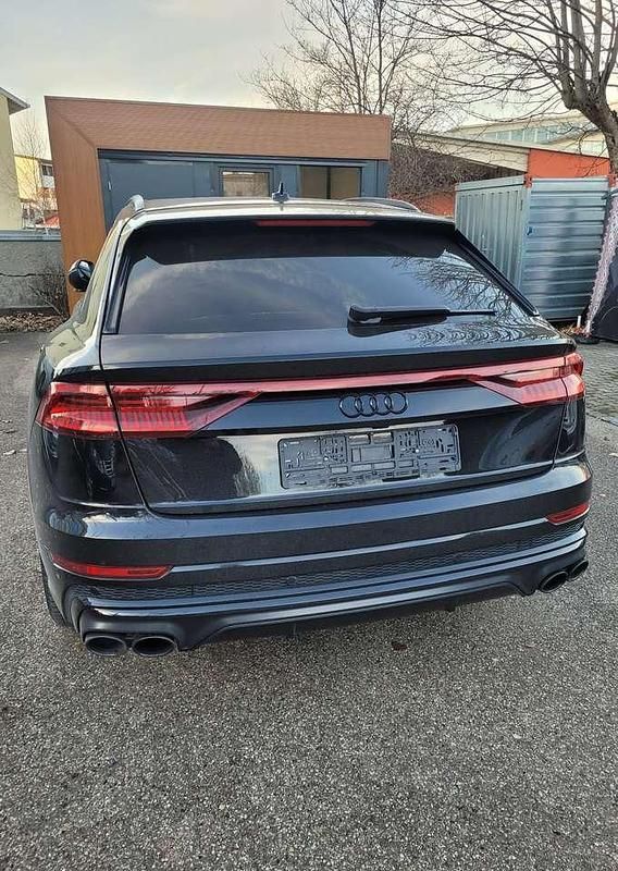 Gebraucht Audi SQ8 Black Edition 435 PS (319 kW) 2021 Tiefschwarz SUV