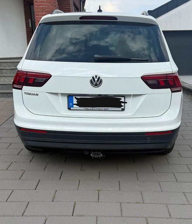 Gebraucht VW Tiguan Comfortline 150 PS (110 kW) 2018 Weiß SUV
