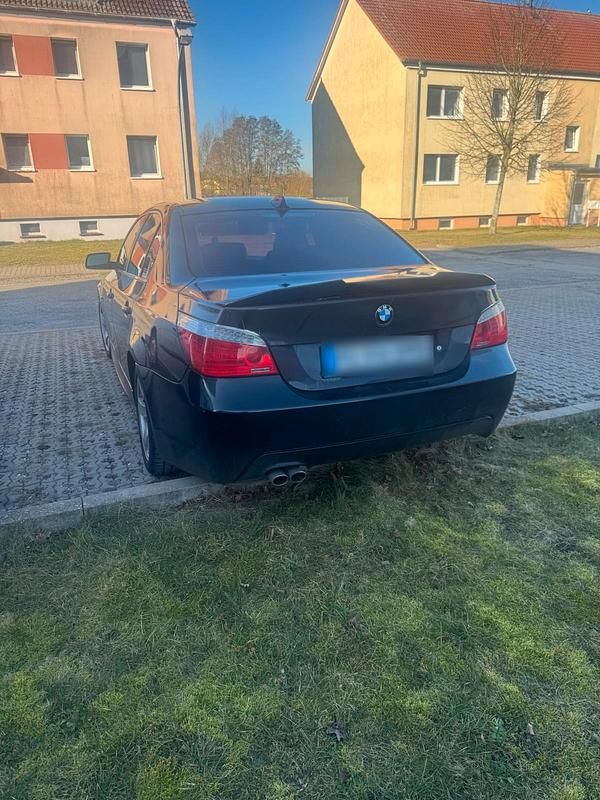 Gebraucht BMW 525 177 PS (130 kW) 2006 Schwarz Limousine