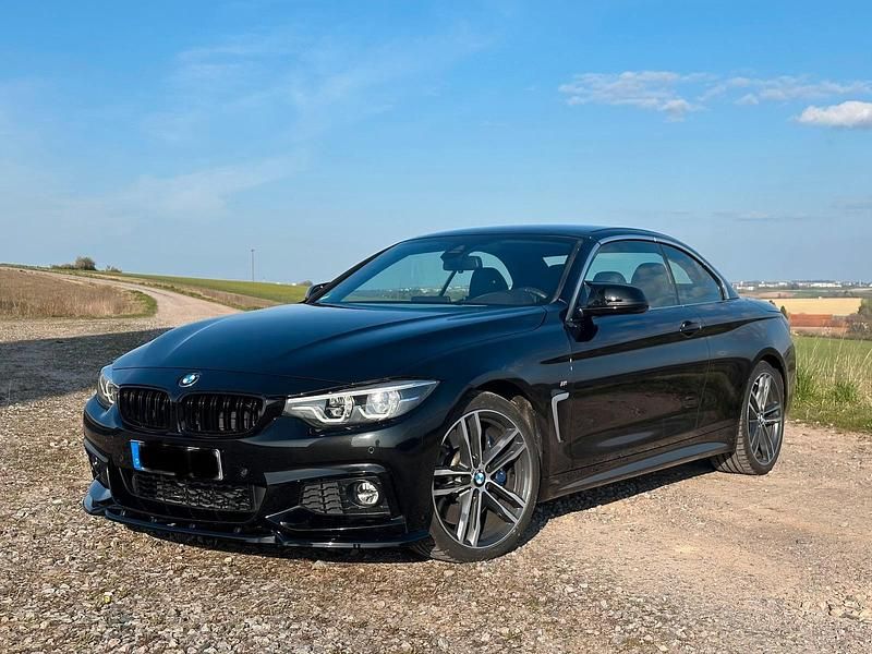 Gebraucht BMW 440 M Sport 326 PS (239 kW) 2018 Schwarz Cabrio