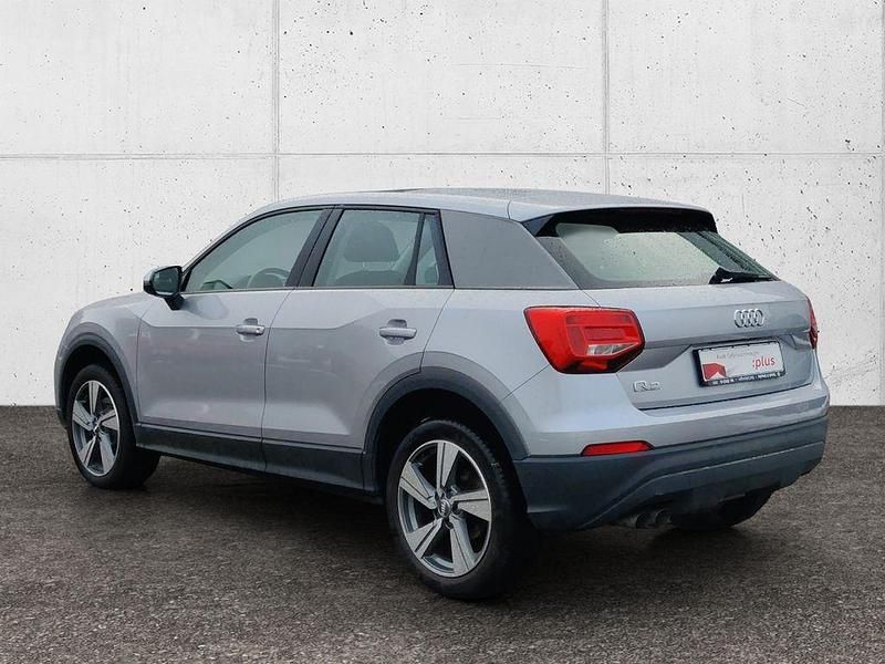 Second-hand Audi Q2 Basis 150 CP (110 kW) 2017 Argintiu SUV