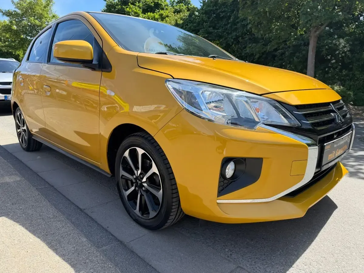 Gebraucht Mitsubishi Space Star 80 PS (58 kW) 2020 Gelb Kleinwagen
