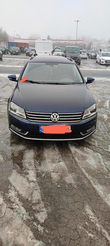 Gebraucht VW Passat Highline 160 PS (117 kW) 2011 Blau Kombi