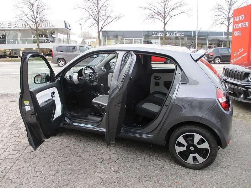 Gebraucht Renault Twingo LIMITED 69 PS (50 kW) 2019 Lunairegrau metallic (metallic) Kleinwagen