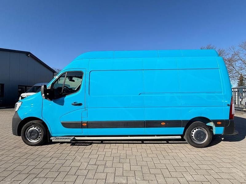 Gebraucht Renault Master 179 PS (131 kW) 2022 Blau Van / Kleinbus