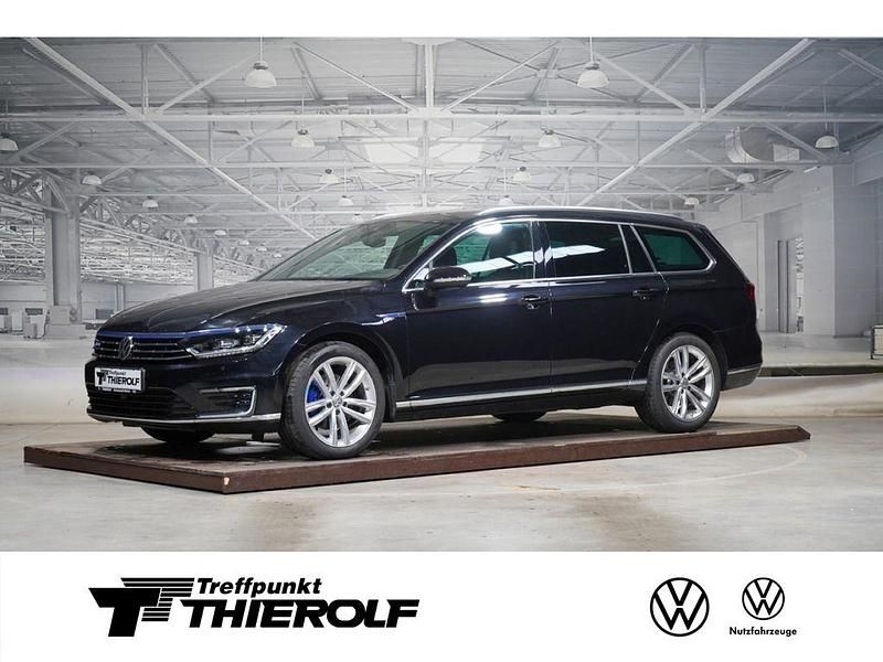 Schwarz Gebraucht 2017 VW Passat GTE Kombi | 14.900 € (Superpreis) - Bild 1/4