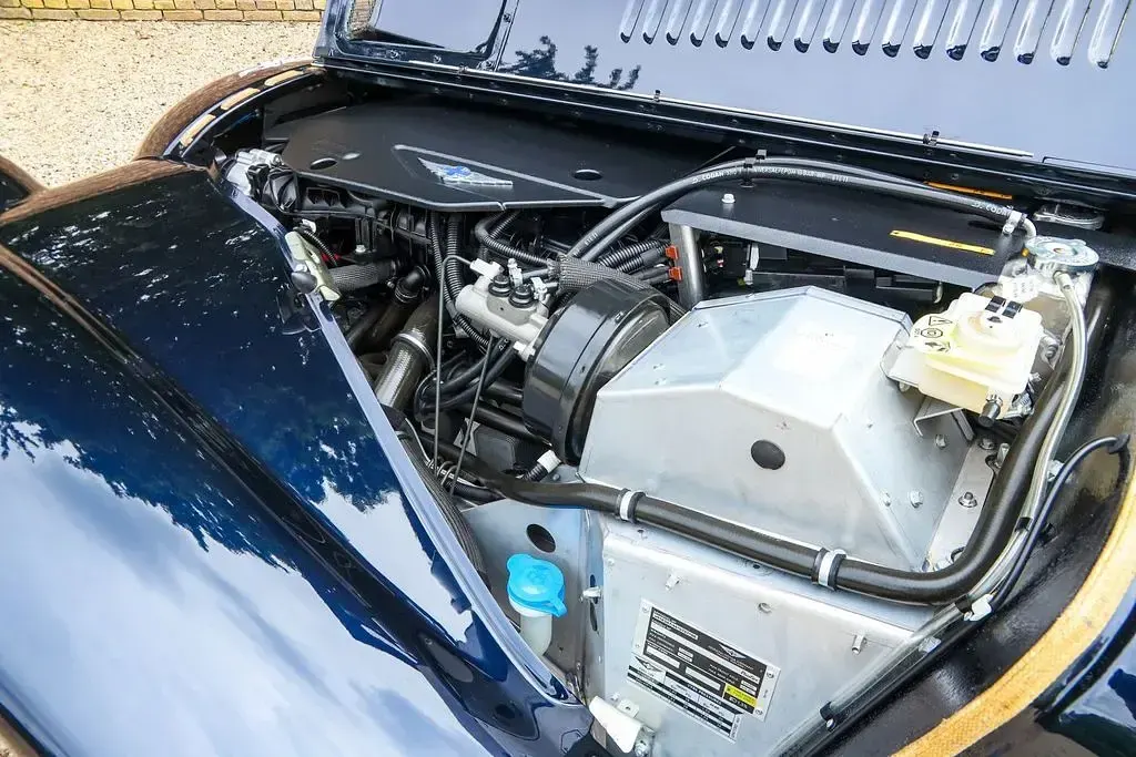 Gebraucht Morgan Plus 340 PS (250 kW) 2019 Blau Cabrio