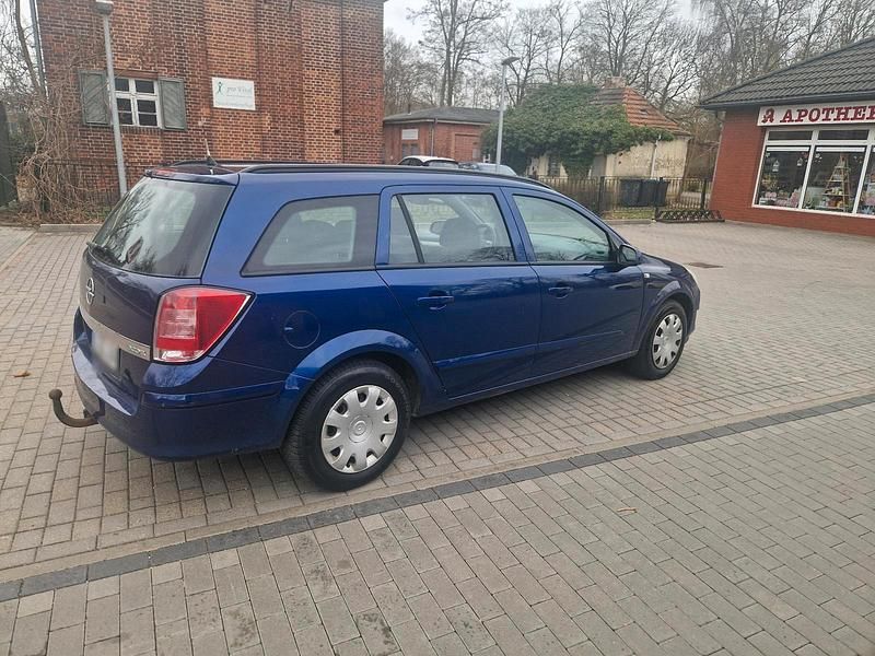 Gebraucht Opel Astra 82 PS (60 kW) 2008 Blau Kombi