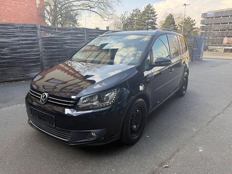 Gebraucht VW Touran Match 140 PS (102 kW) 2012 Schwarz Van / Kleinbus
