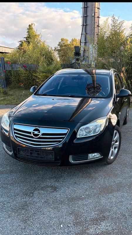 Schwarz Gebraucht 2009 Opel Insignia Kombi | 2.700 € (Superpreis) - Bild 1/4
