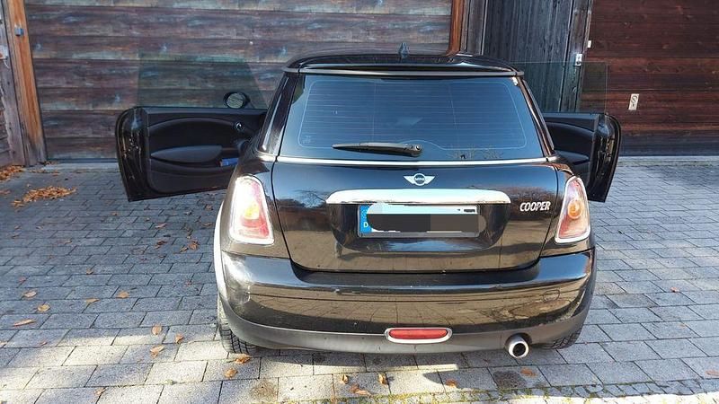 Gebraucht Mini Cooper 122 PS (89 kW) 2009 Schwarz Kleinwagen