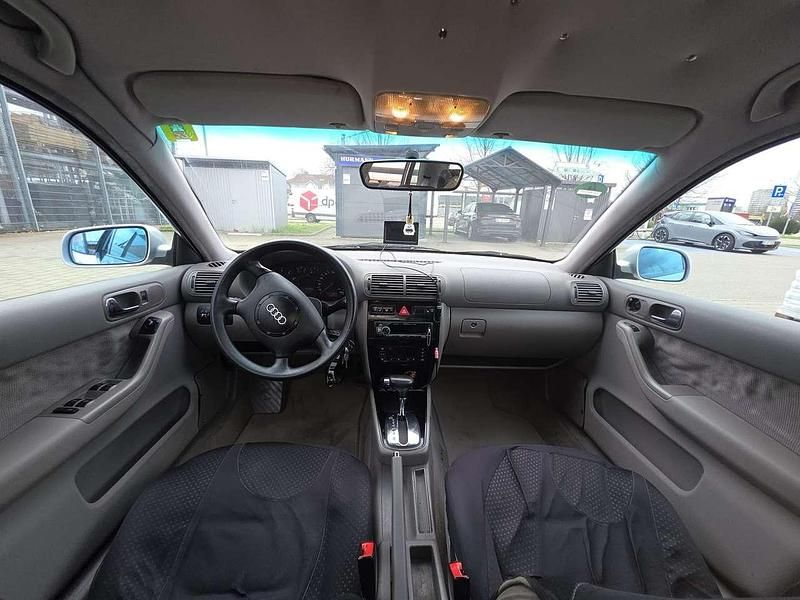 Gebraucht Audi A3 101 PS (74 kW) 2000 Grau Kleinwagen