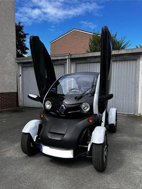 Schwarz Gebraucht 2012 Renault Twizy Kleinwagen | 3.500 € - Bild 1/4