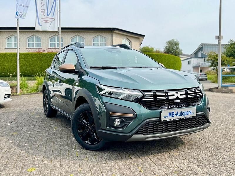 Grün Neu 2025 Dacia Sandero Extreme Kleinwagen | 19.290 € - Bild 1/4