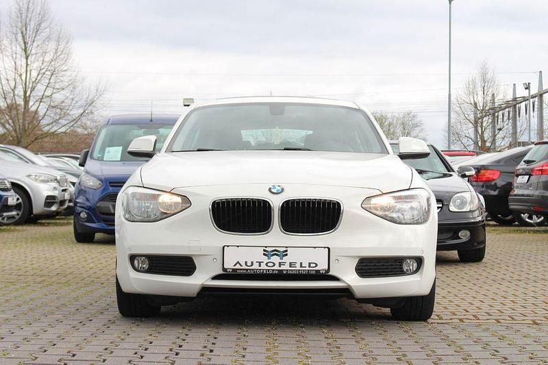 Gebraucht BMW 116 Advantage 136 PS (100 kW) 2012 Weiß Kleinwagen