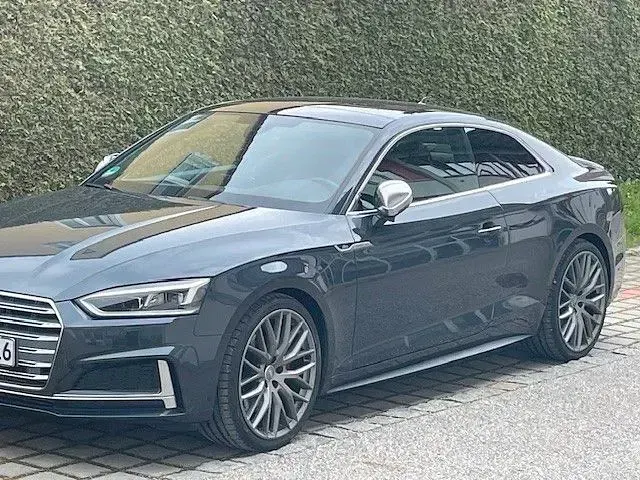 Gebraucht Audi S5 Ambiente 354 PS (260 kW) 2017 Grau Coupé