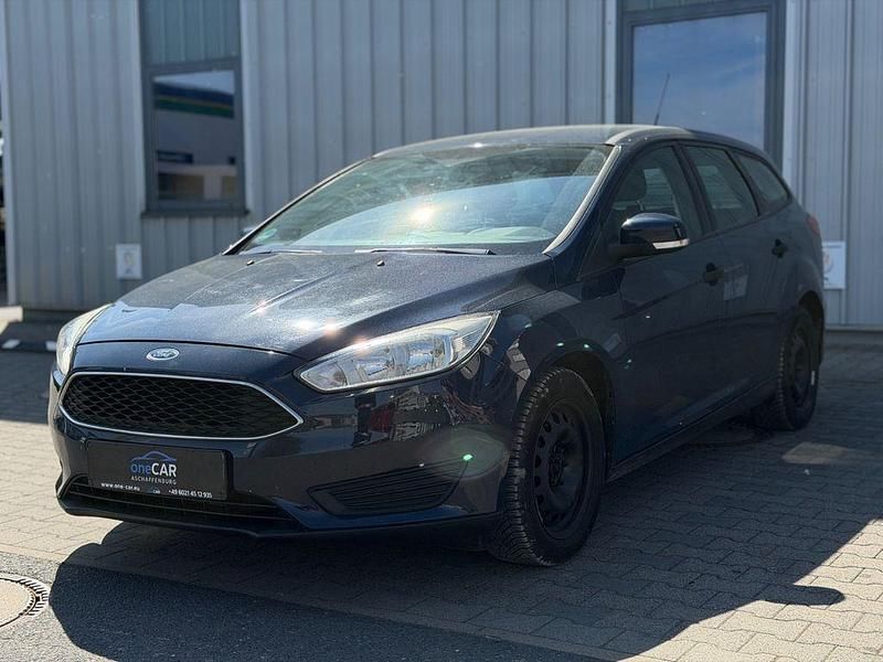 Gebraucht Ford Focus 86 PS (63 kW) 2017 Blau Kombi