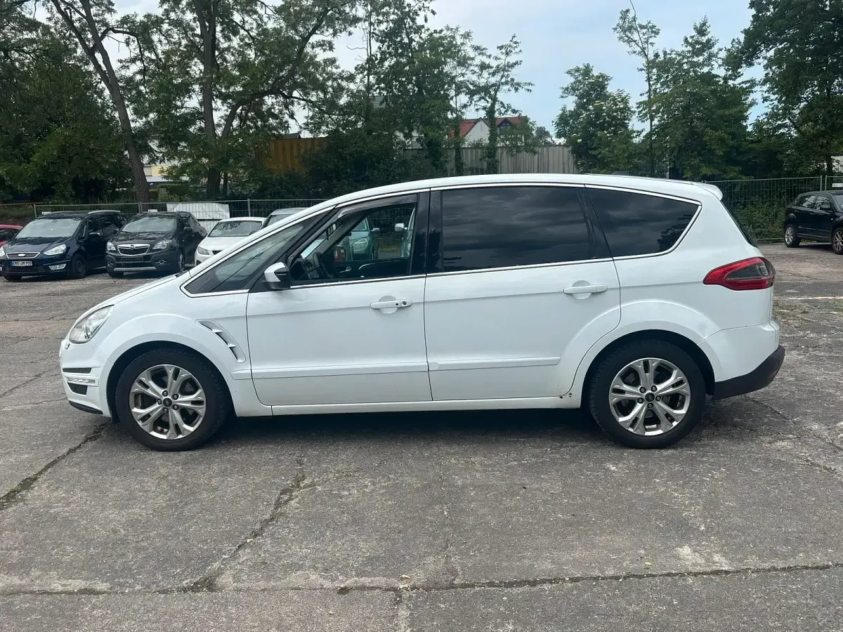 Gebraucht Ford S-MAX S 140 PS (102 kW) 2010 Weiß Van / Kleinbus