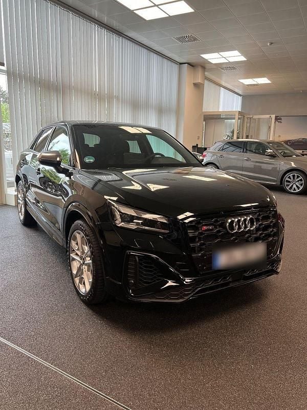 Gebraucht Audi SQ2 Sport 300 PS (220 kW) 2024 Schwarz SUV