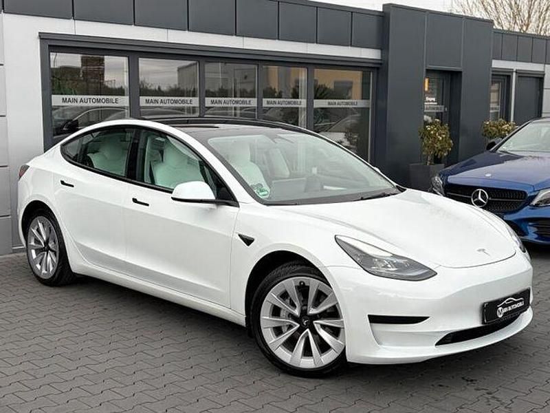 Gebraucht Tesla Model 3 Standard Range 2023 Weiss Limousine