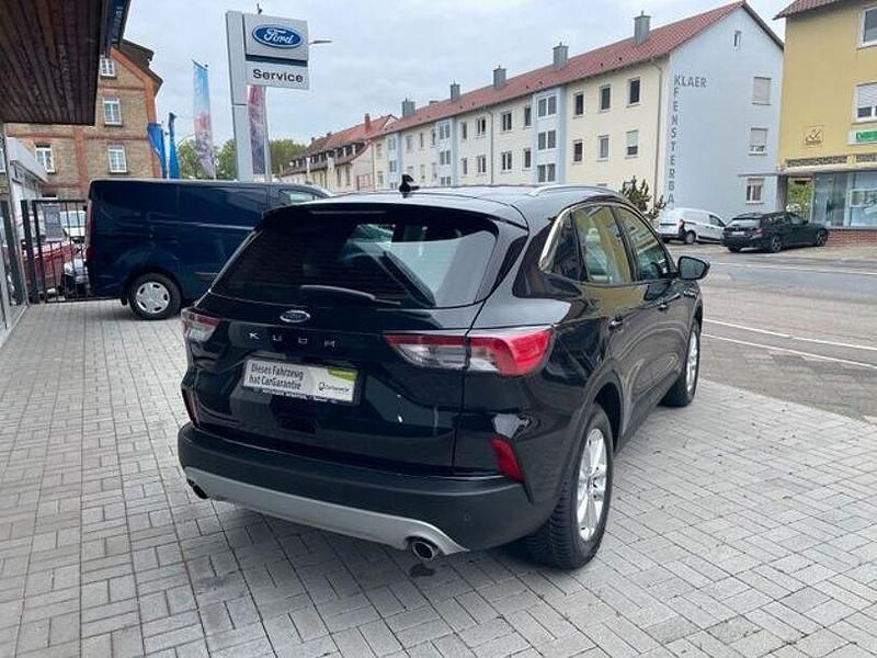 Gebraucht Ford Kuga Titanium 152 PS (111 kW) 2021 Schwarz SUV