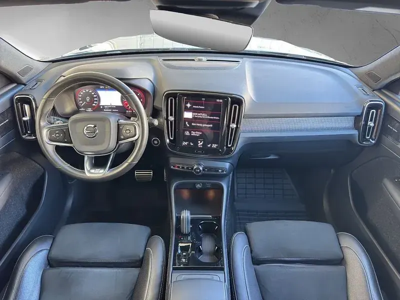 Gebraucht Volvo XC40 R-Design 190 PS (139 kW) 2019 Thunder grau metallic (metallic) SUV