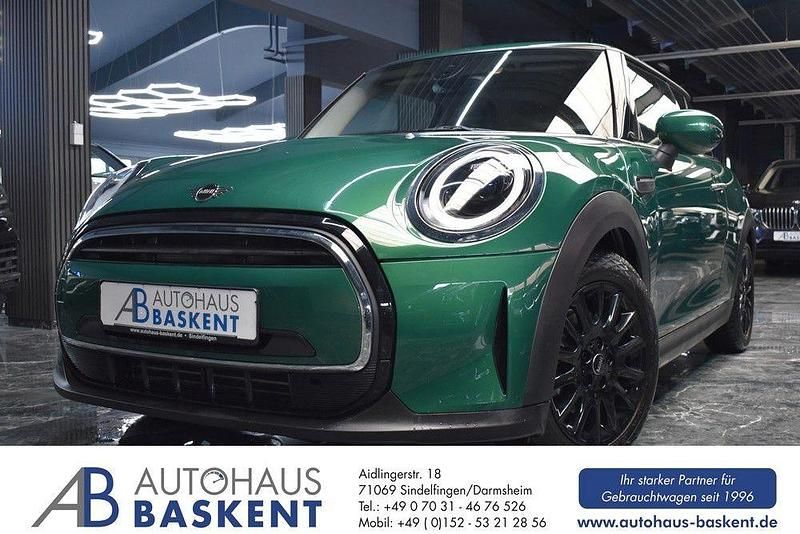 Gebraucht Mini Cooper Classic 136 PS (100 kW) 2022 Grün Kleinwagen